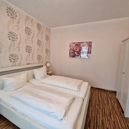 H5 Hotel BRE